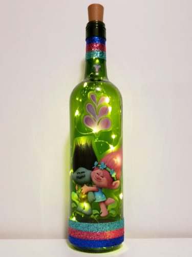 Bottle light with two characters from the Trolls movie.